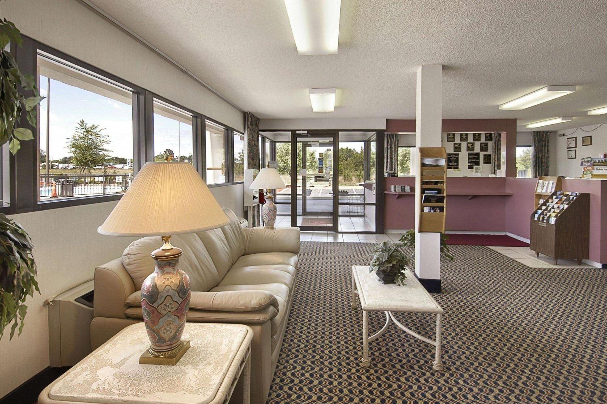 Baymont By Wyndham Richburg - Chester Area Экстерьер фото